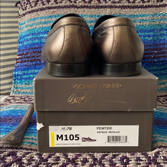 Donald J. Pliner Men’s Leather Loafer - Picture 6 of 6